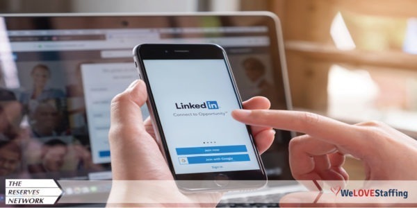 How To Write A LinkedIn Summary That Recruiters Will Love To Read