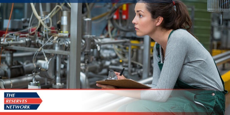 4 Reasons to Consider a Second Shift Job